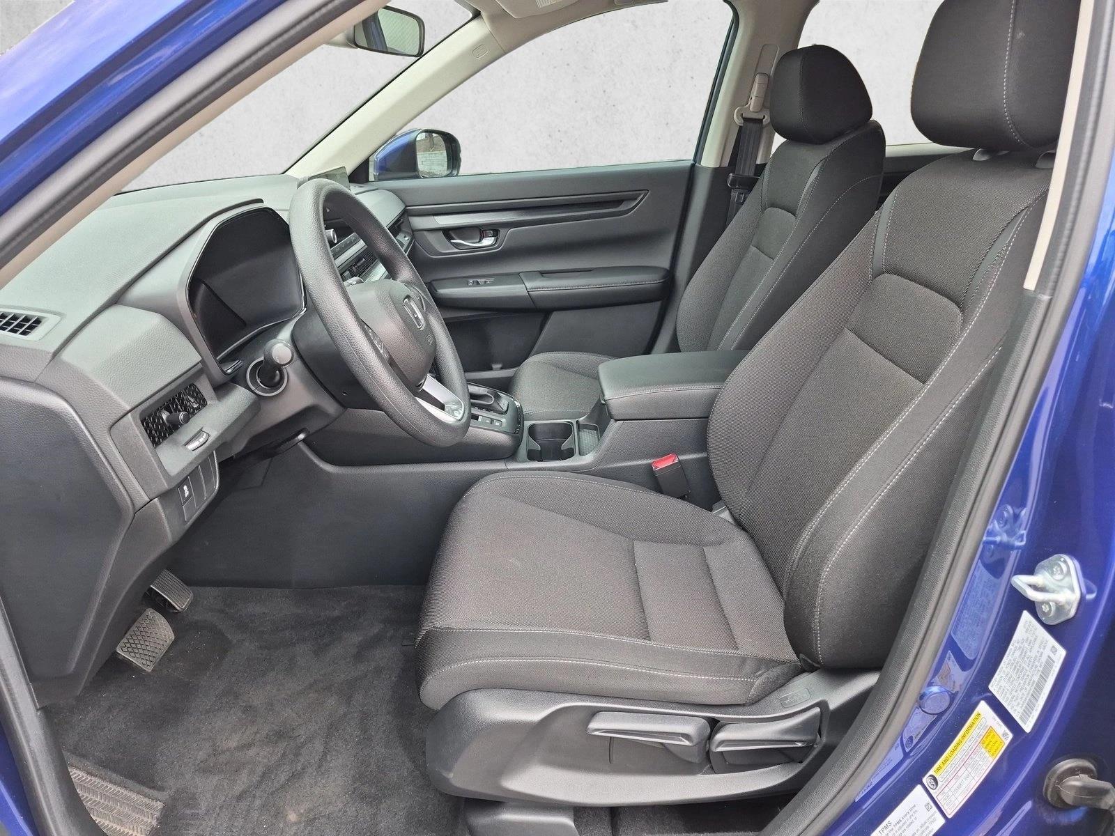 2025 Honda CR-V LX - Photo 15
