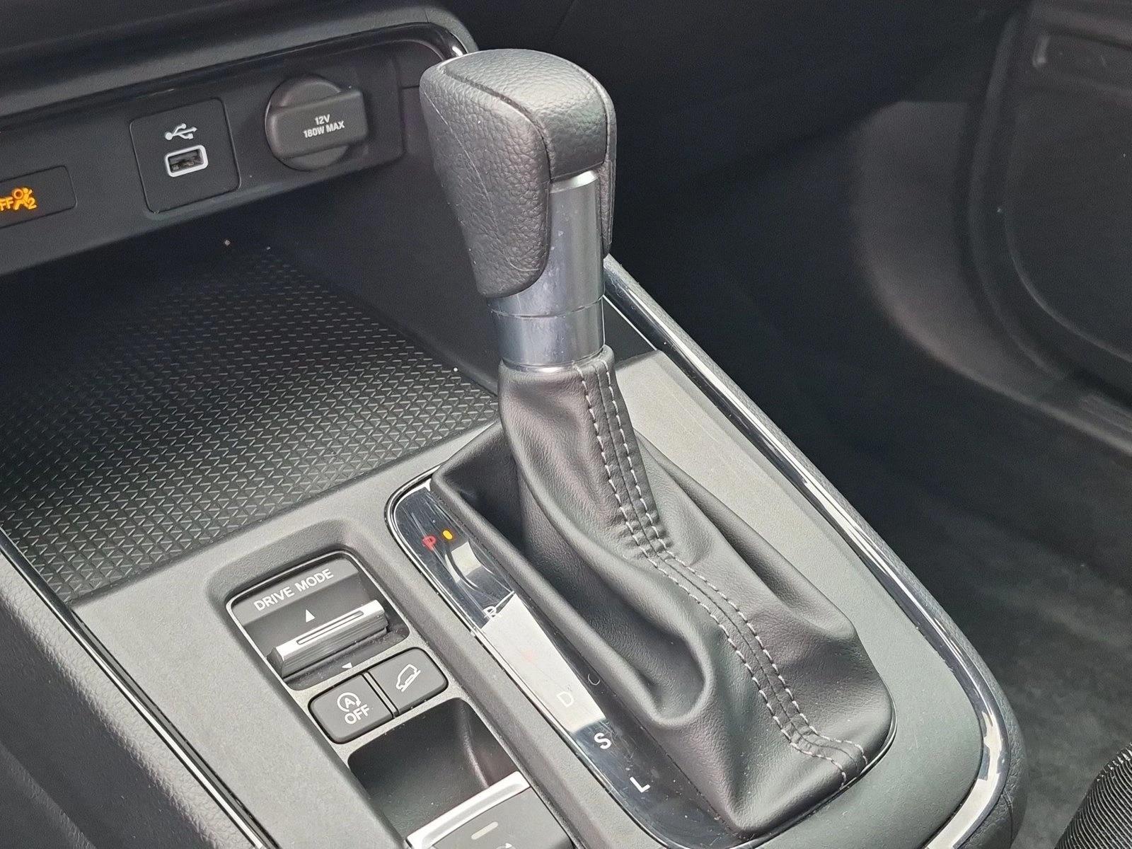 2025 Honda CR-V LX - Photo 12
