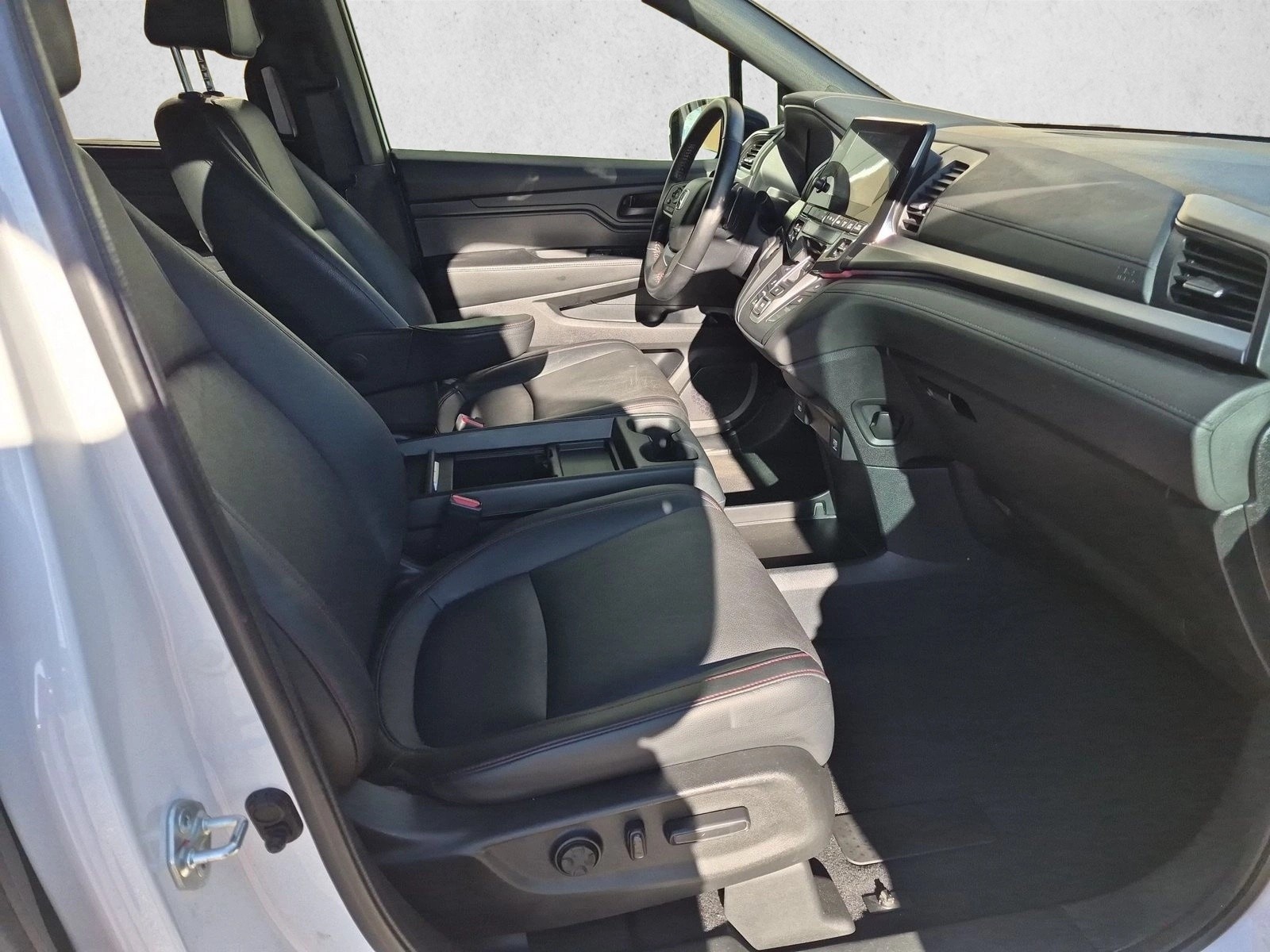 2024 Honda Odyssey SPORT - Photo 22