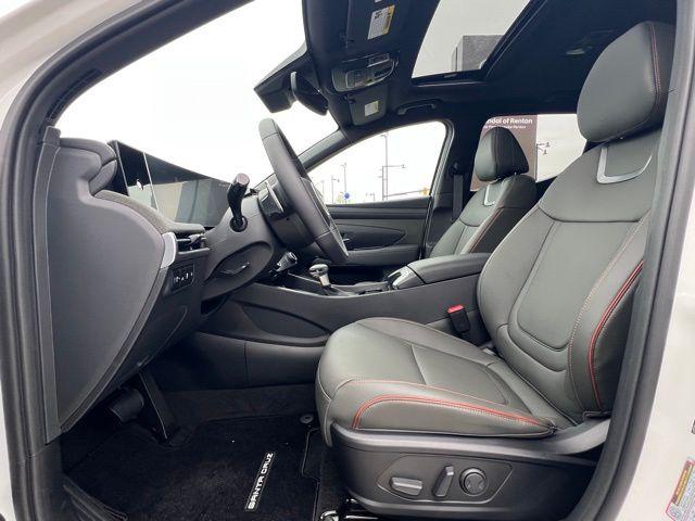 2025 Hyundai Santa Cruz Limited - Photo 17