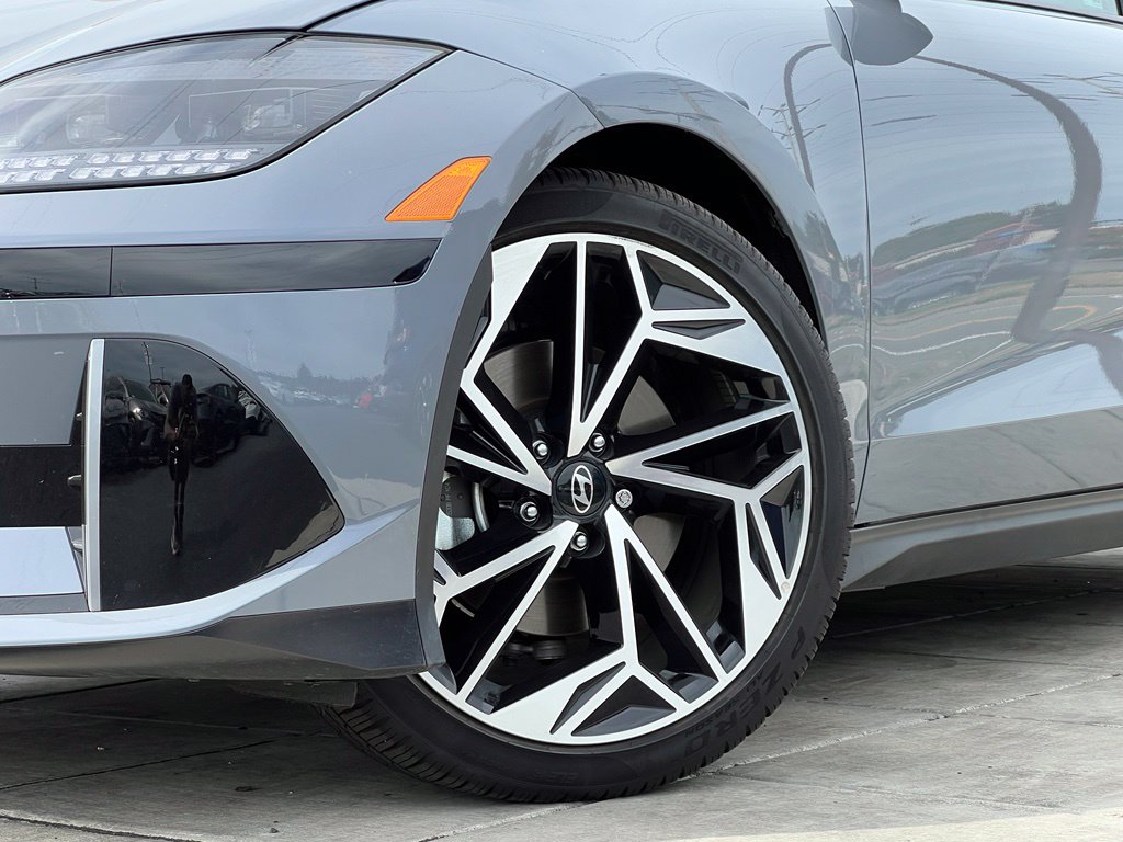 Certified 2024 Hyundai IONIQ 6 SEL with VIN KMHM34AA8RA078519 for sale in Renton, WA