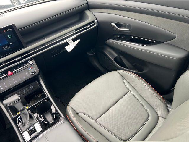 2025 Hyundai Santa Cruz Limited - Photo 14