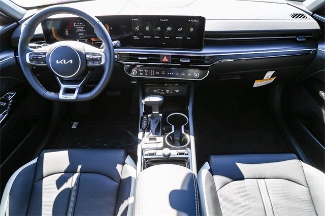 2026 Kia K5 GT-Line - Photo 9