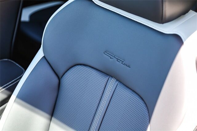 2026 Kia K5 GT-Line - Photo 14