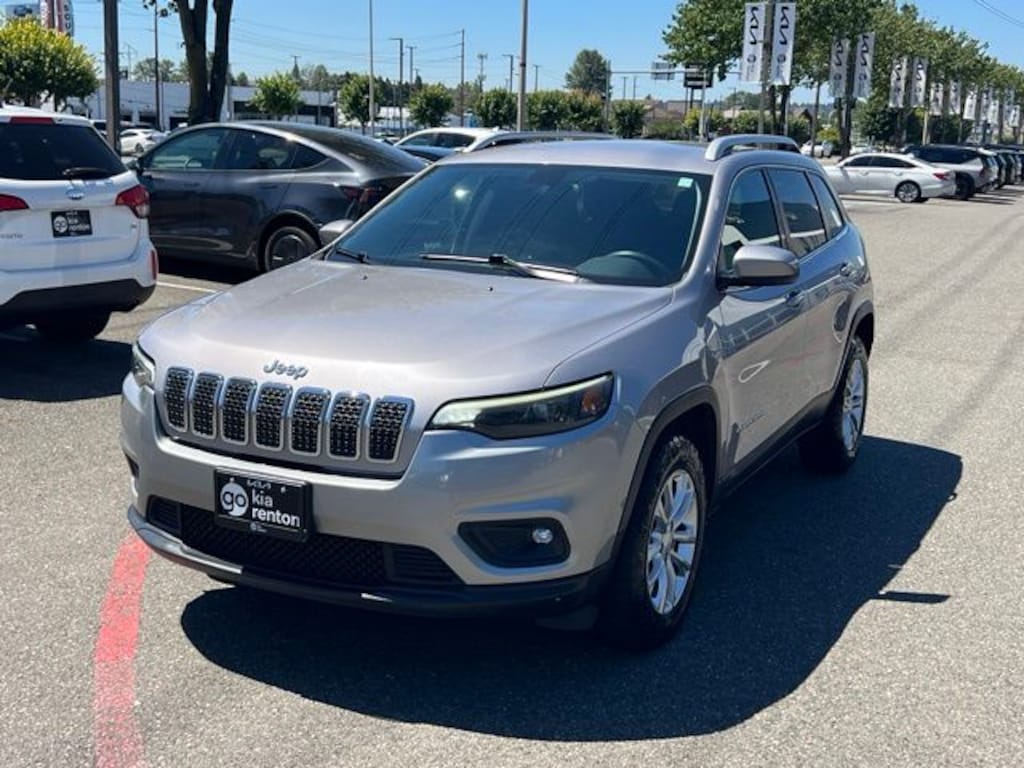 Used 2019 Jeep Cherokee Latitude SUV