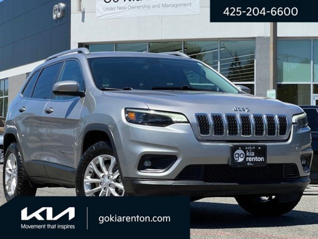 Used 2019 Jeep Cherokee Latitude SUV