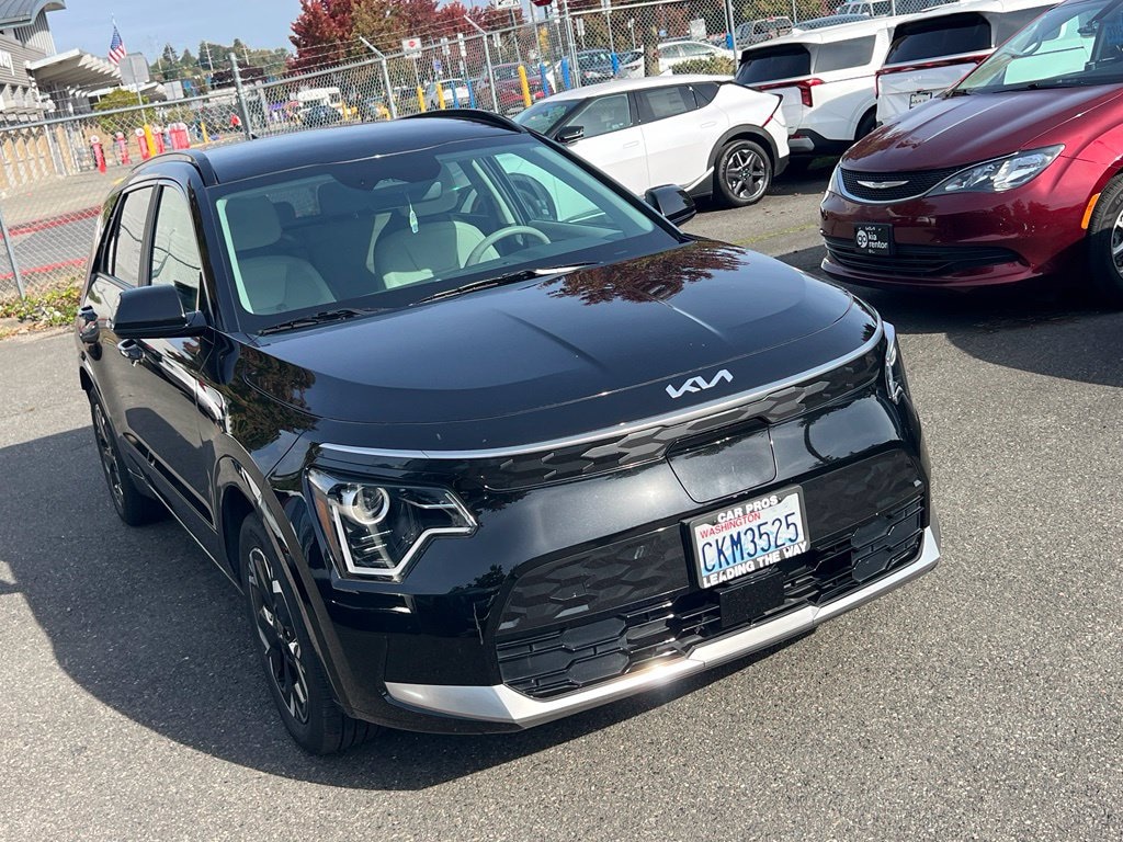 Certified 2023 Kia Niro EV Wind SUV