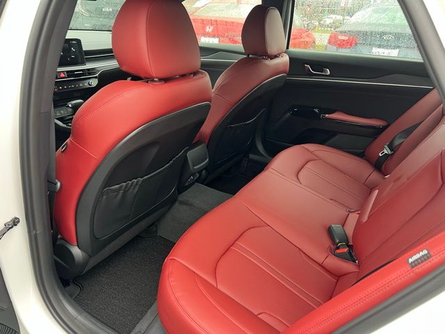 2026 Kia K5 GT-Line - Photo 16