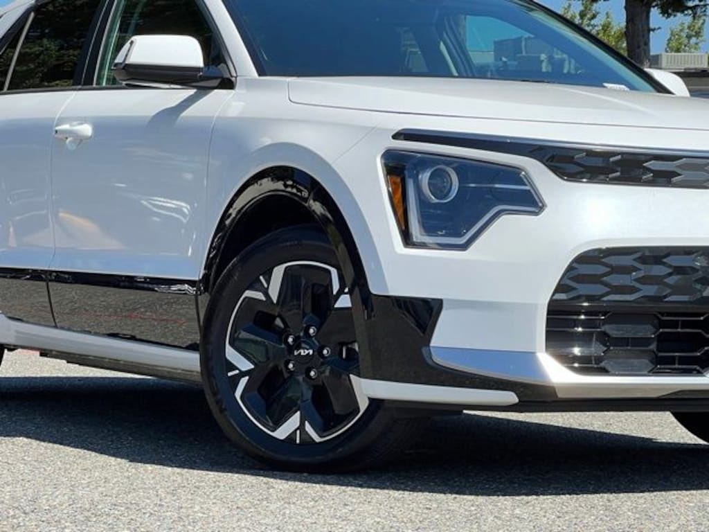Certified 2024 Kia Niro EV Wind SUV
