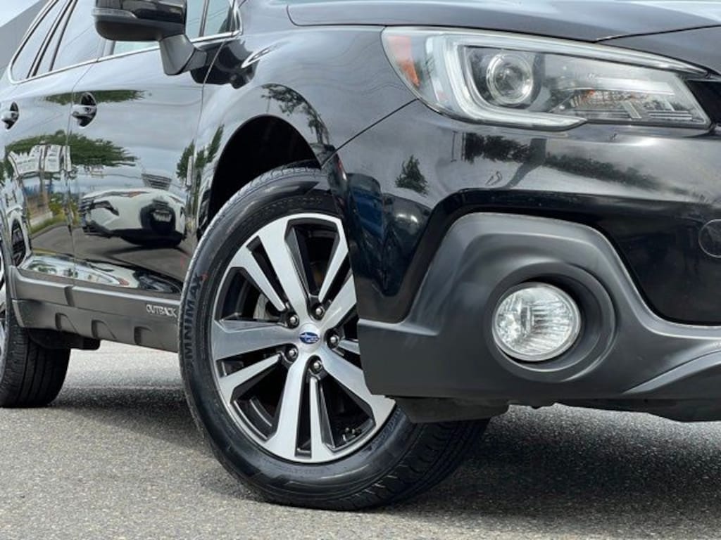 Used 2018 Subaru Outback 2.5i SUV