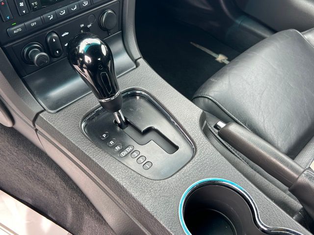 2002 Ford Thunderbird Deluxe - Photo 12