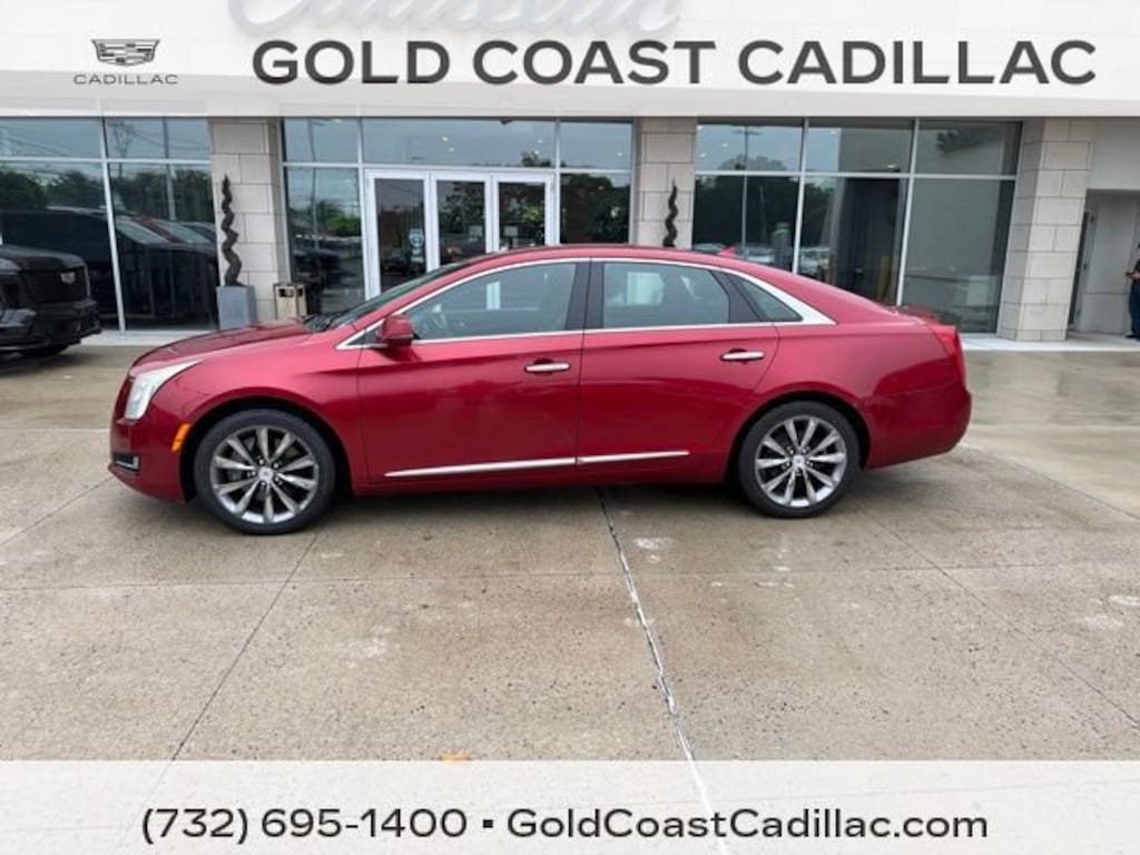 Used 2013 CADILLAC XTS Base Sedan
