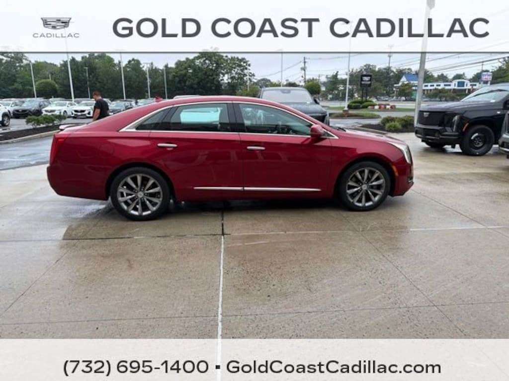 Used 2013 CADILLAC XTS Base Sedan