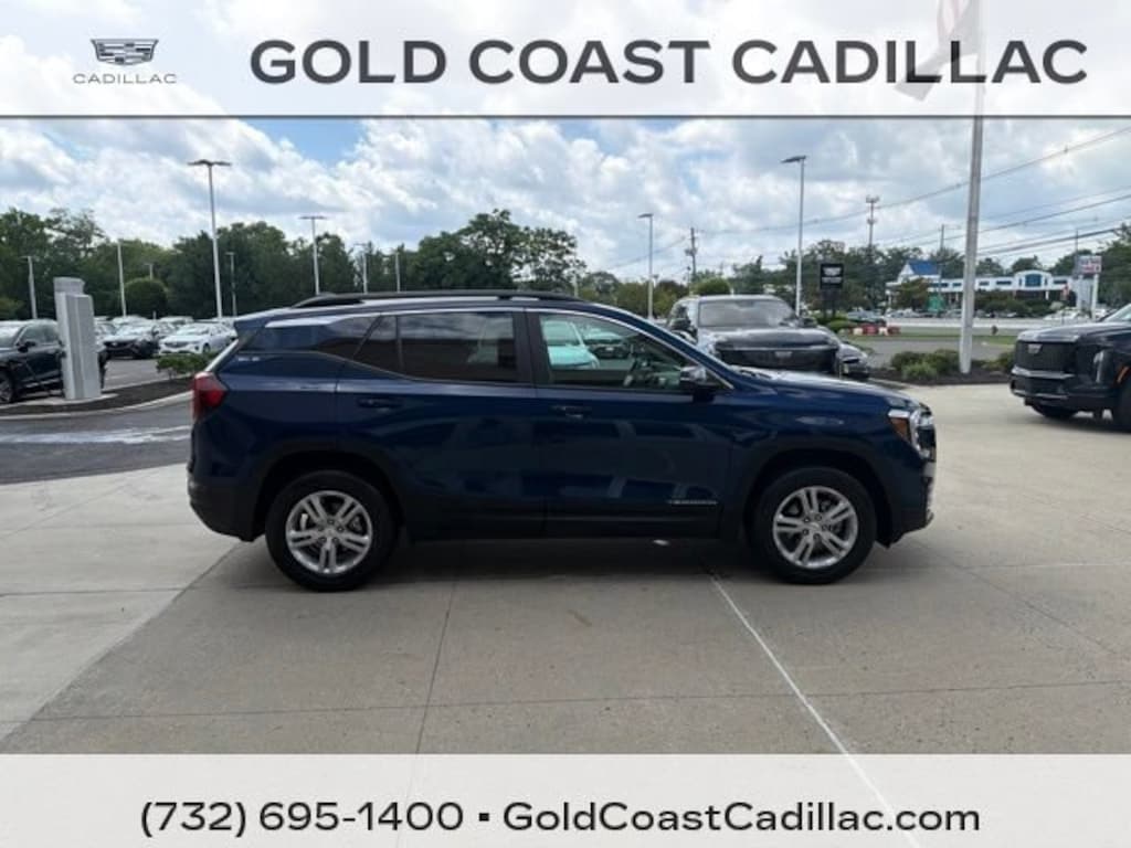 Used 2023 GMC Terrain SLE SUV
