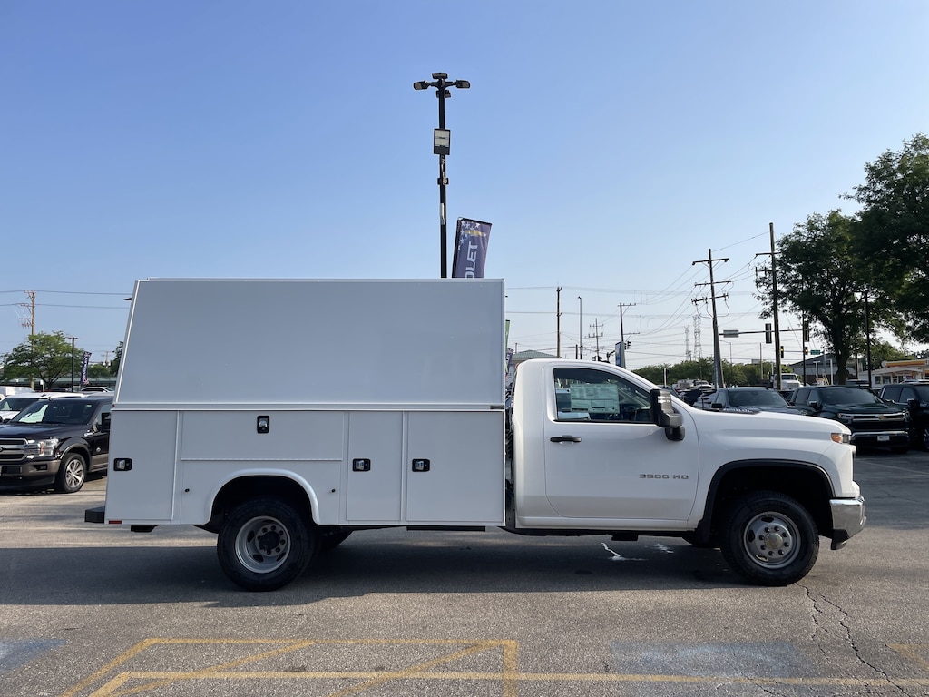 New 2026 Chevrolet Silverado 3500 HD Chassis Cab Work Truck Truck