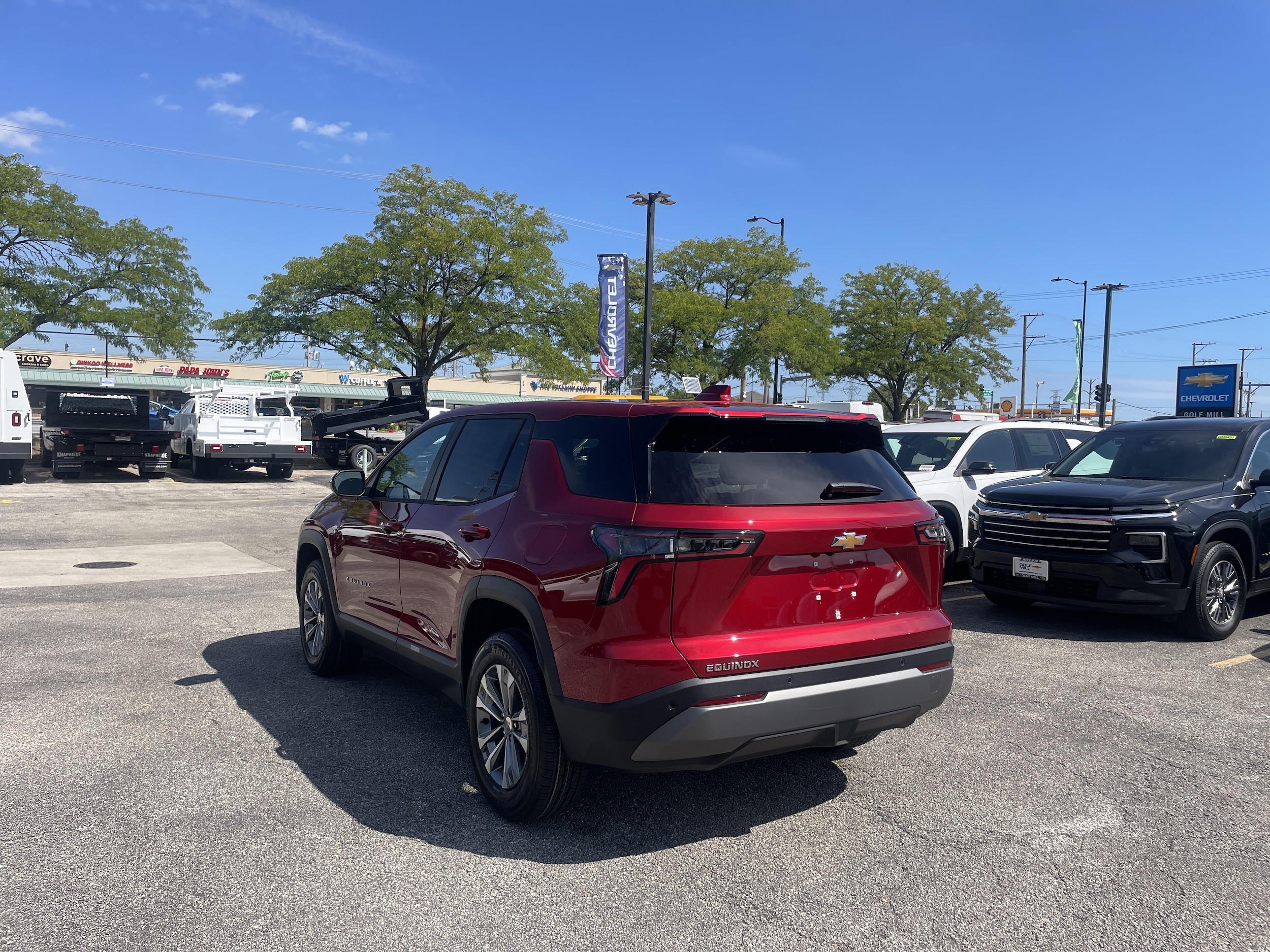 2027 Chevrolet Equinox LT - Photo 7