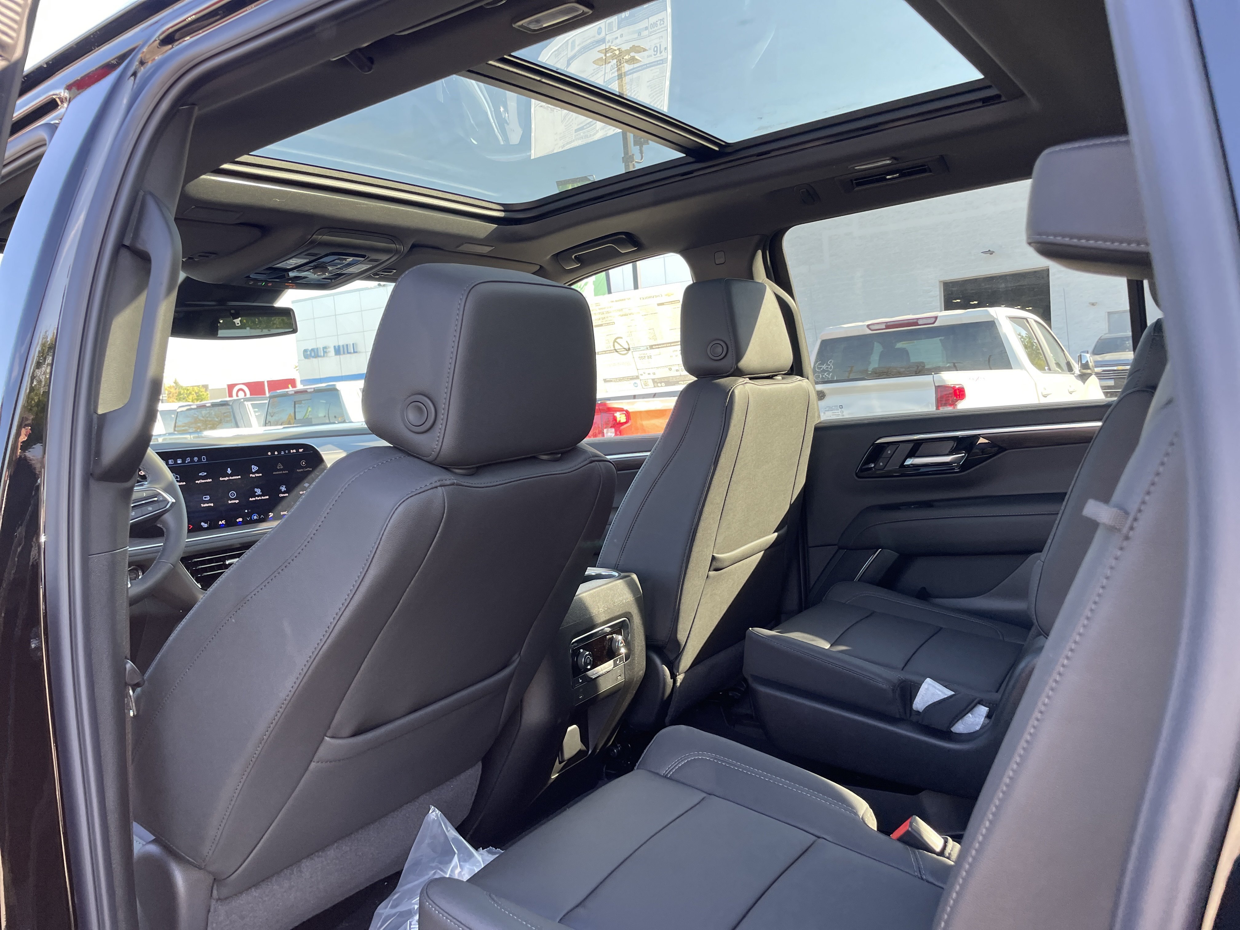 New 2027 Chevrolet Suburban LT SUV
