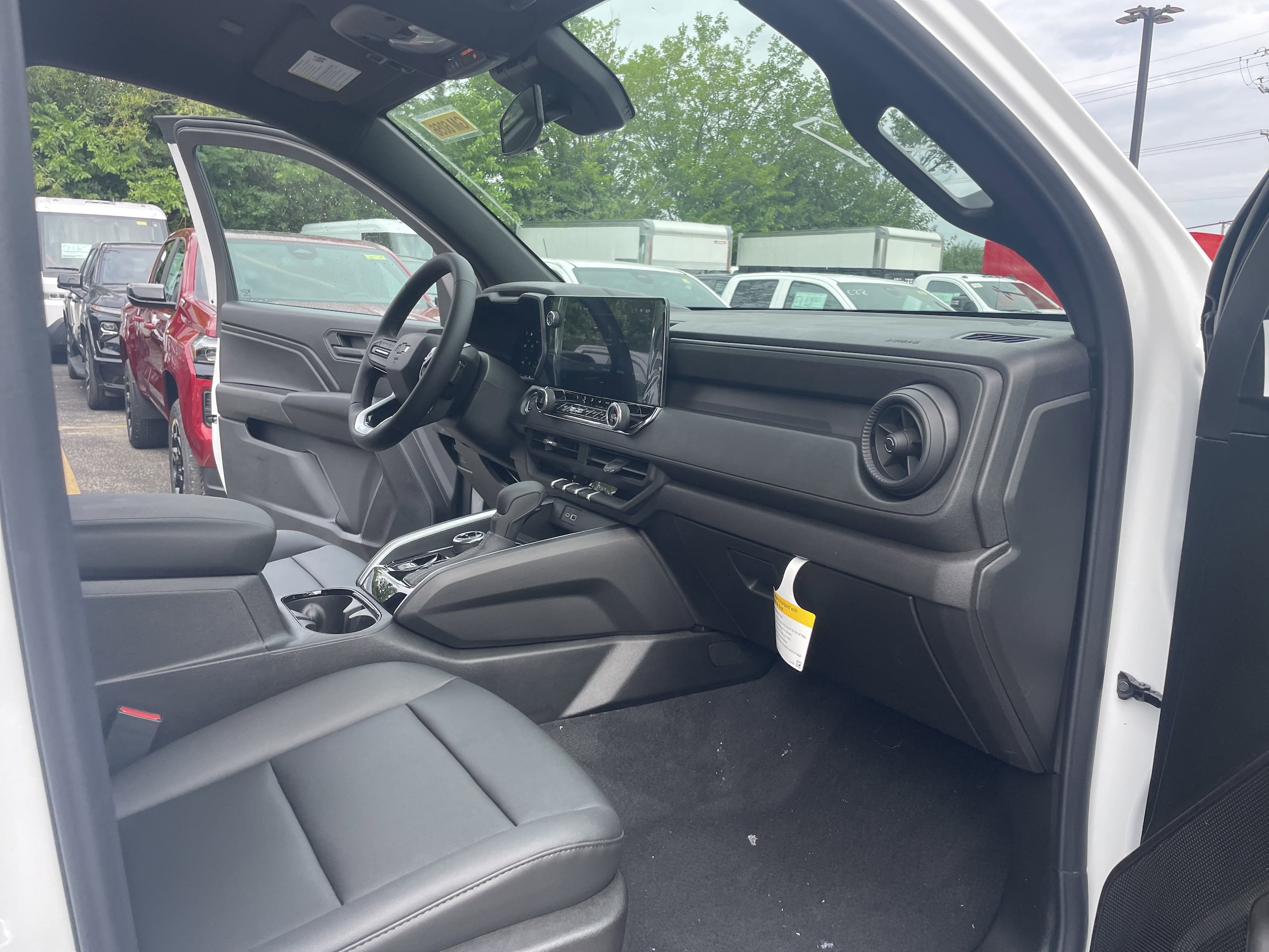 2026 Chevrolet Colorado Trail Boss - Photo 30