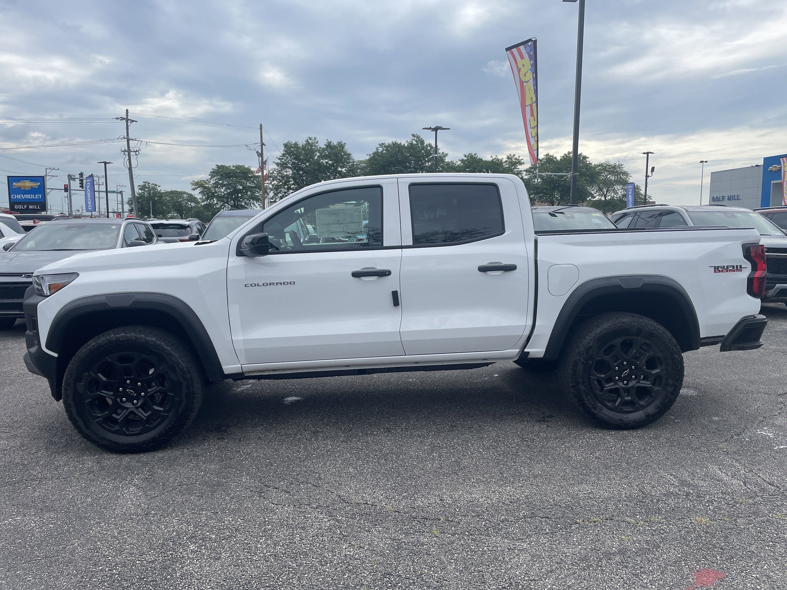2026 Chevrolet Colorado Trail Boss - Photo 8