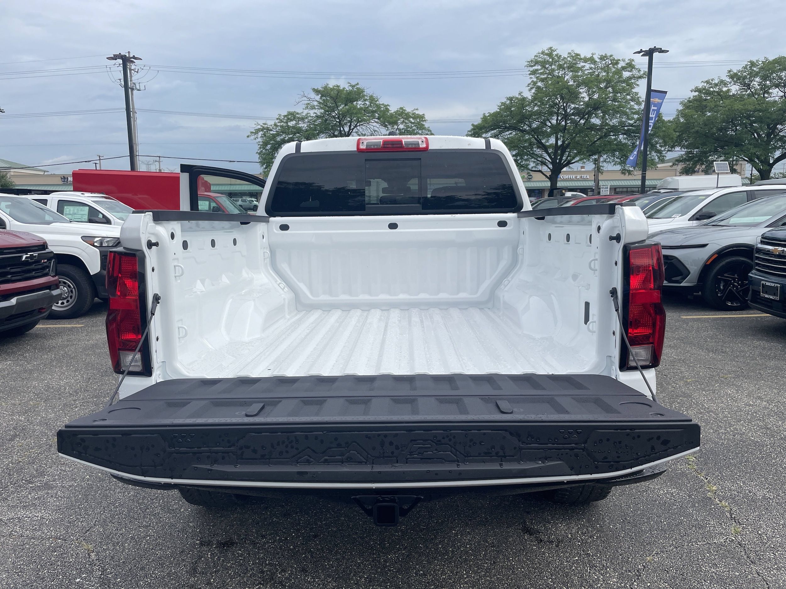 2026 Chevrolet Colorado Trail Boss - Photo 10