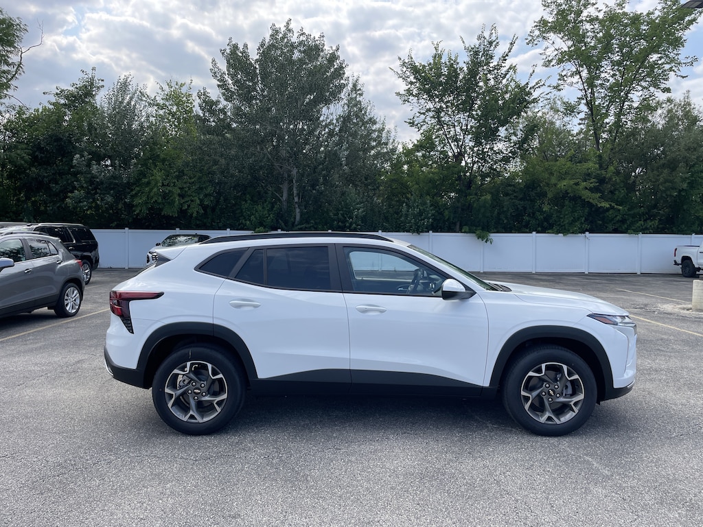 New 2026 Chevrolet Trax LT SUV
