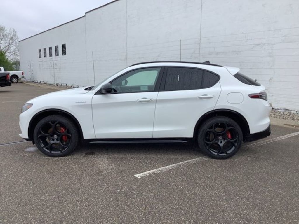 New 2026 Alfa Romeo Stelvio AWD Sport Utility