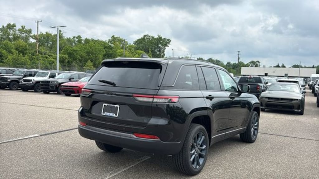 New 2026 Jeep Grand Cherokee 85TH ANNIVERSARY EDITION 4X4 Sport Utility