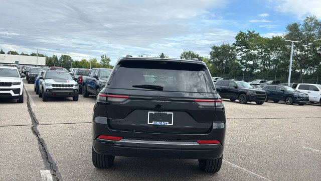 New 2027 Jeep Grand Cherokee LIMITED RESERVE 4X4 Sport Utility