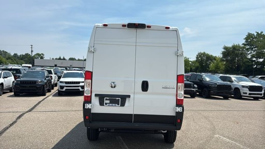 New 2026 Ram ProMaster PROMASTER 1500 TRADESMAN CARGO VAN HIGH ROOF 136' Cargo Van