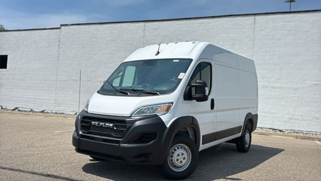 New 2026 Ram ProMaster PROMASTER 1500 TRADESMAN CARGO VAN HIGH ROOF 136' Cargo Van
