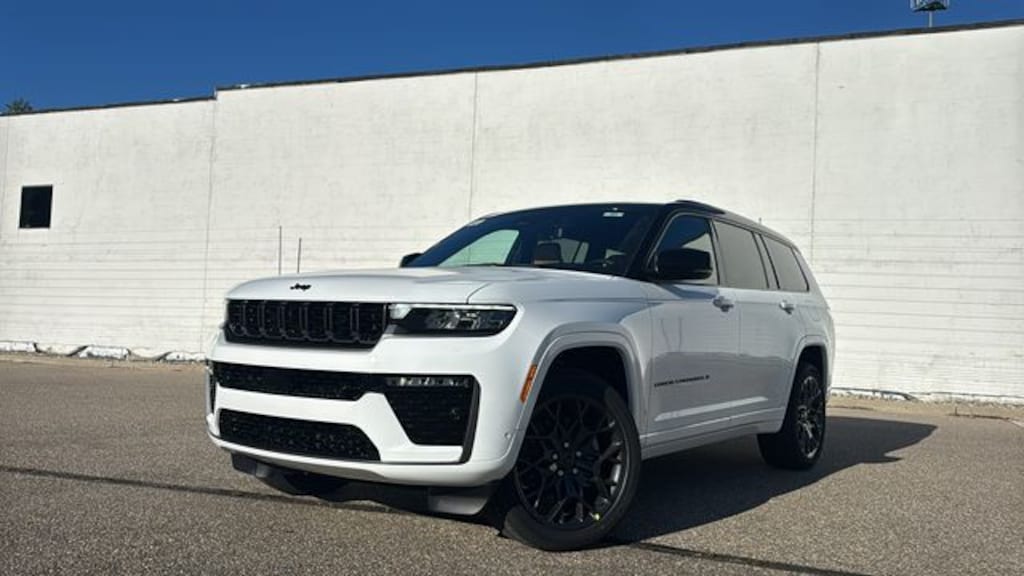 New 2027 Jeep Grand Cherokee L SUMMIT 4X4 Sport Utility