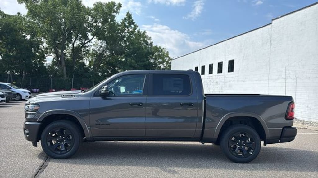 New 2027 Ram 1500 BIG HORN CREW CAB 4X4 5'7 BOX Pickup