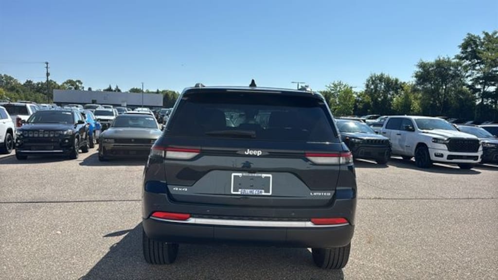New 2027 Jeep Grand Cherokee Limited Sport Utility