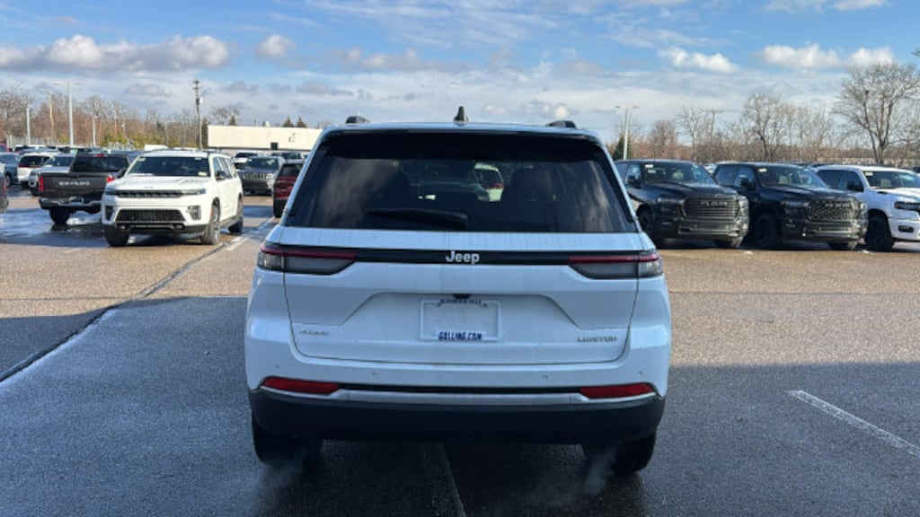 New 2026 Jeep Grand Cherokee LIMITED 4X4 Sport Utility