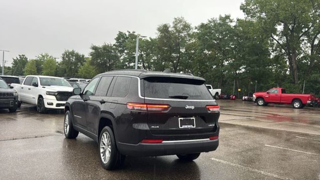 New 2027 Jeep Grand Cherokee L LIMITED 4X4 Sport Utility