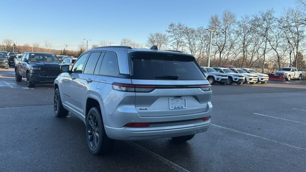 New 2026 Jeep Grand Cherokee LIMITED RESERVE 4X4 Sport Utility