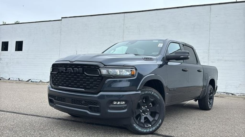 New 2026 Ram 1500 BIG HORN CREW CAB 4X4 5'7 BOX Pickup