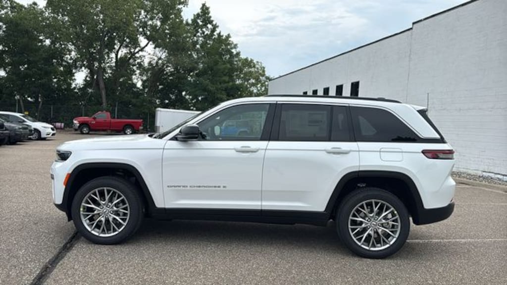 New 2027 Jeep Grand Cherokee LIMITED 4X4 Sport Utility