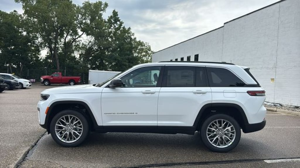 New 2027 Jeep Grand Cherokee LIMITED 4X4 Sport Utility