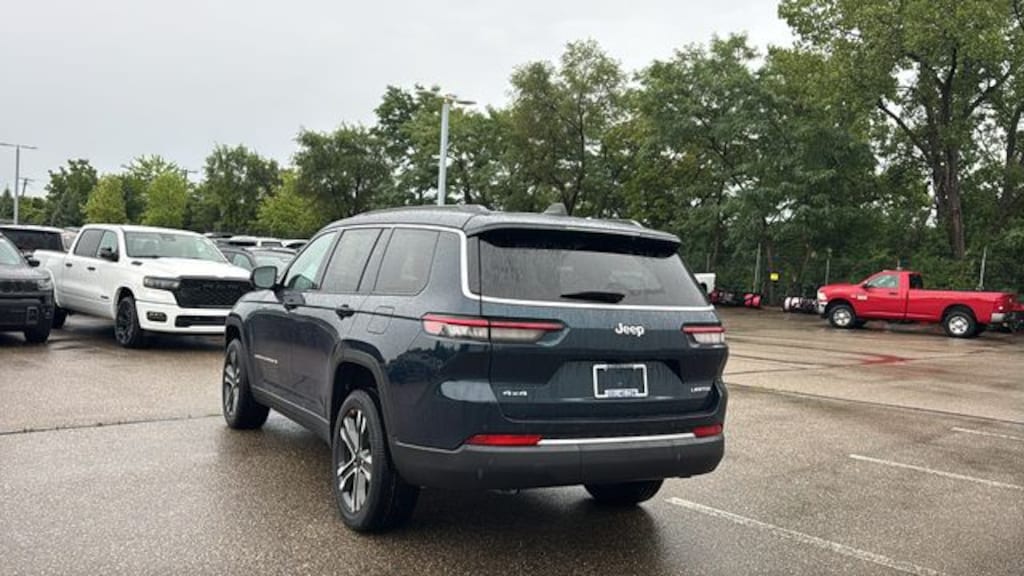 New 2027 Jeep Grand Cherokee L LIMITED 4X4 Sport Utility