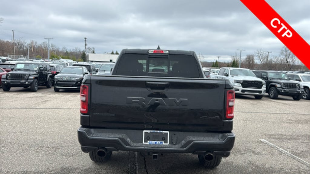 New 2026 Ram 1500 BIG HORN CREW CAB 4X4 5'7 BOX Pickup