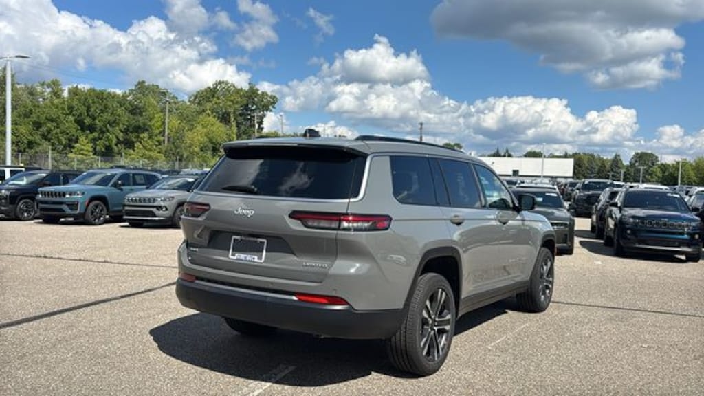 New 2027 Jeep Grand Cherokee L Limited Sport Utility