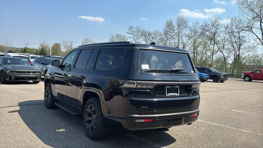 New 2026 Jeep Grand Wagoneer LIMITED ALTITUDE 4X4 Sport Utility