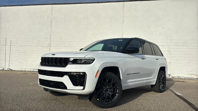 New 2027 Jeep Grand Cherokee SUMMIT 4X4 Sport Utility