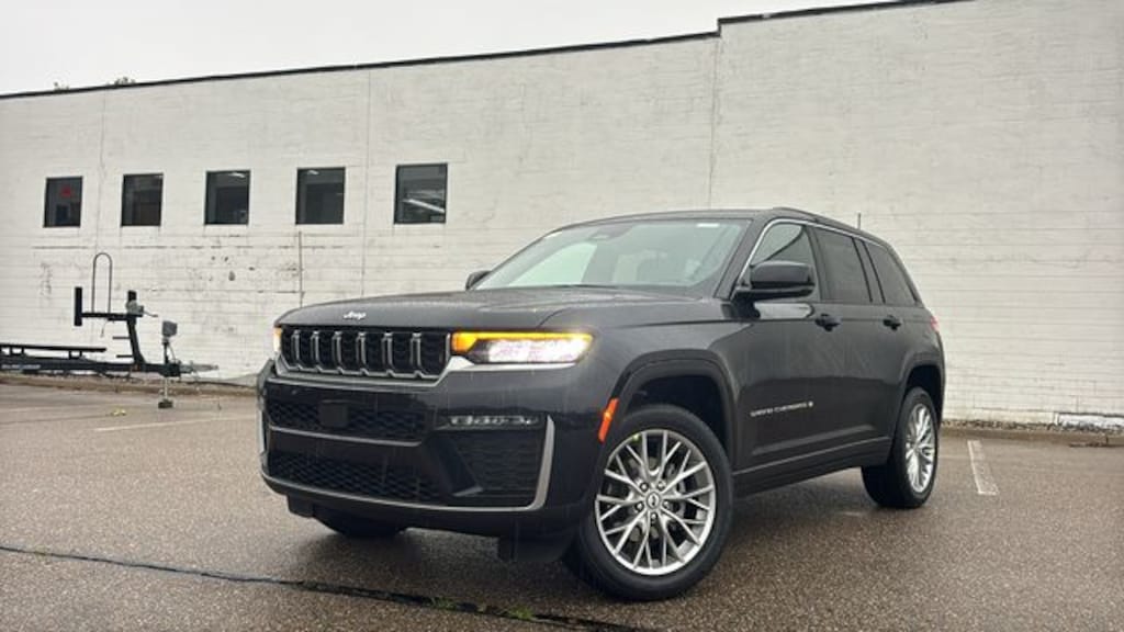 New 2027 Jeep Grand Cherokee LIMITED 4X4 Sport Utility