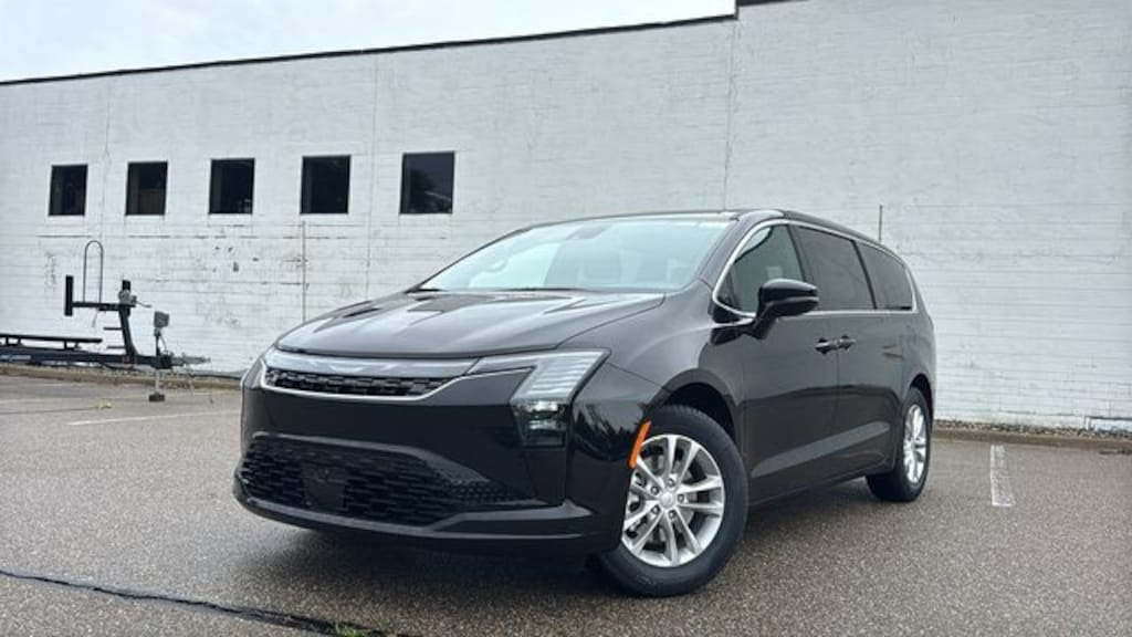 New 2027 Chrysler Pacifica SELECT Passenger Van