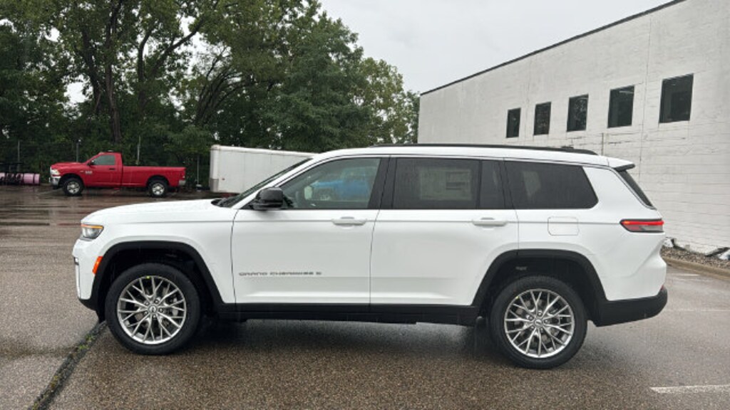 New 2027 Jeep Grand Cherokee L LIMITED 4X4 Sport Utility