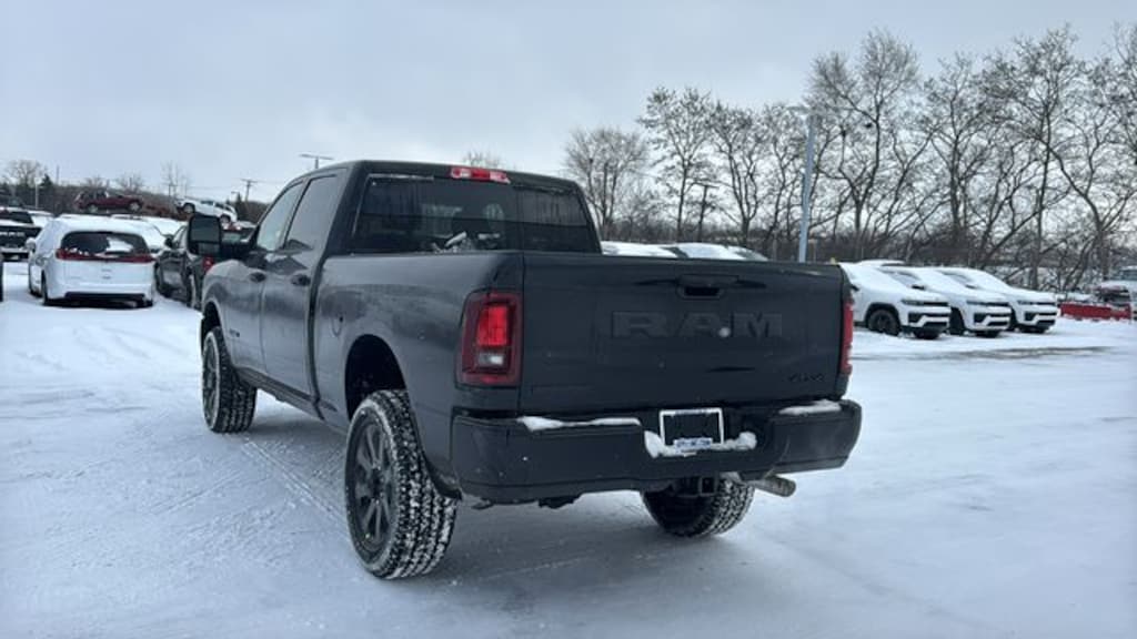 New 2026 Ram 2500 BIG HORN CREW CAB 4X4 6'4 BOX Pickup