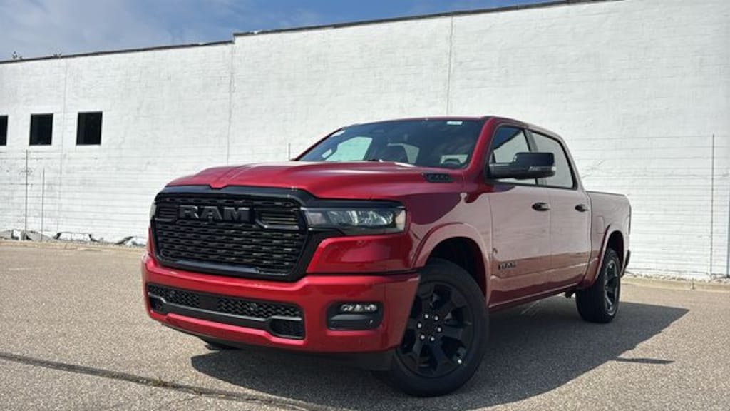 New 2027 Ram 1500 BIG HORN CREW CAB 4X4 5'7 BOX Pickup