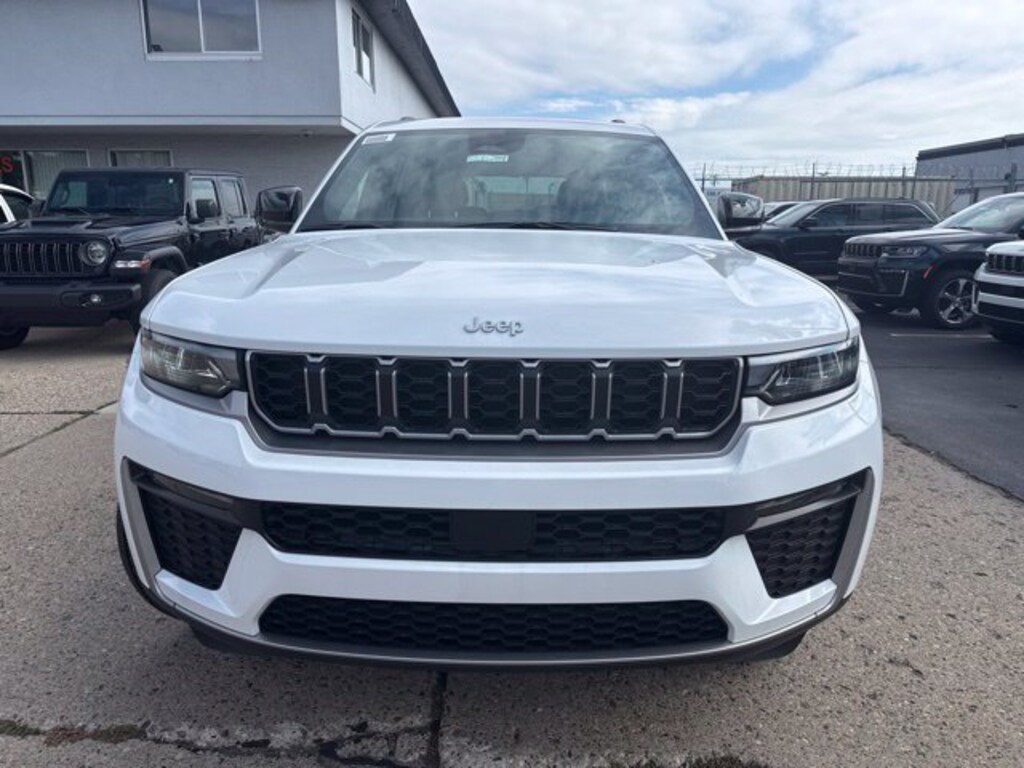 New 2026 Jeep Grand Cherokee L LIMITED 4X4 Sport Utility